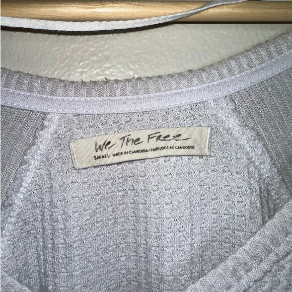 We The Free Santa Clara Thermal V-Neck Top Light Gray White Oversized Small - Picture 2 of 6